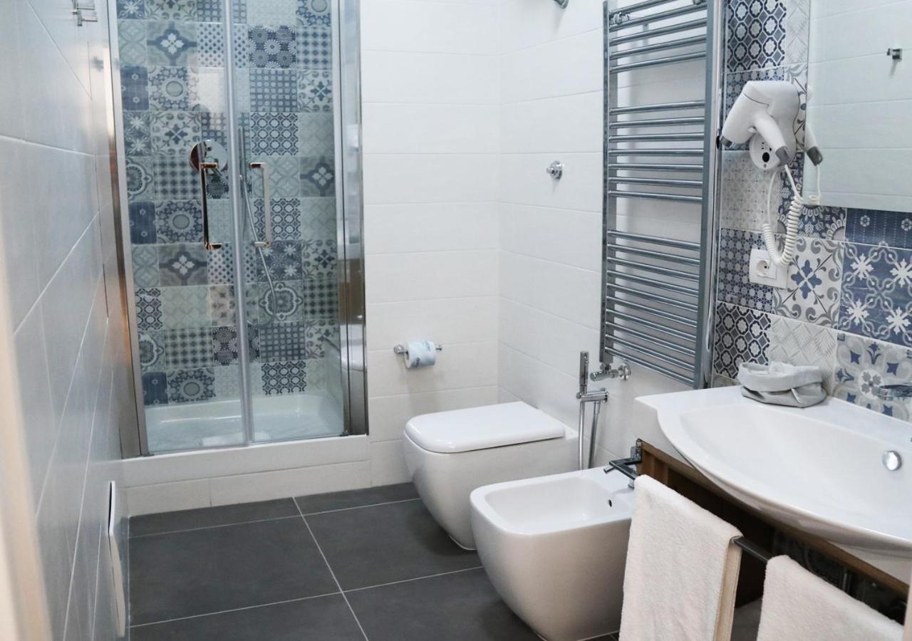 Residenza La Reggia Bed and Breakfast Caserta Eksteriør billede