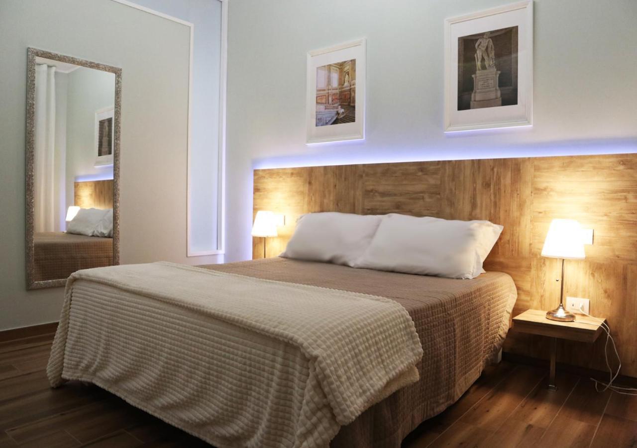 Residenza La Reggia Bed and Breakfast Caserta Eksteriør billede