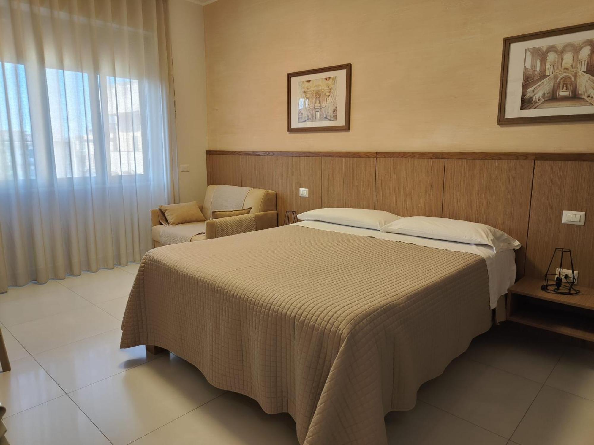 Residenza La Reggia Bed and Breakfast Caserta Eksteriør billede